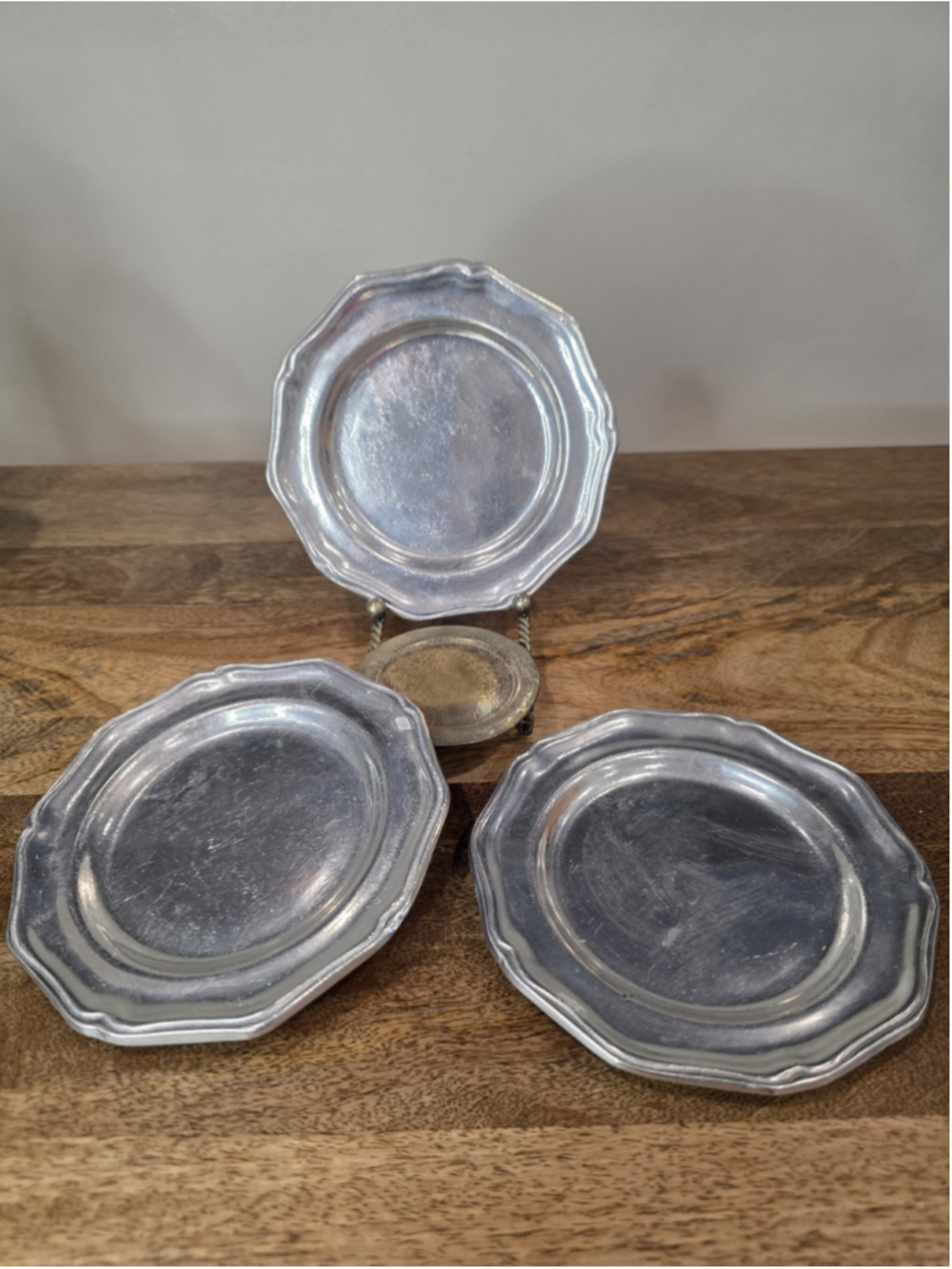 VTG Wilton Armetale RWP USA Set of 3 Scalloped Bread Dessert Plates 5.5" Pewter